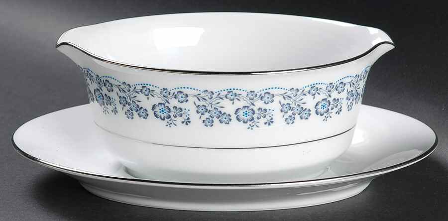 Sego Lily Gravy Boat with Attached Underplate by Kenmark-1