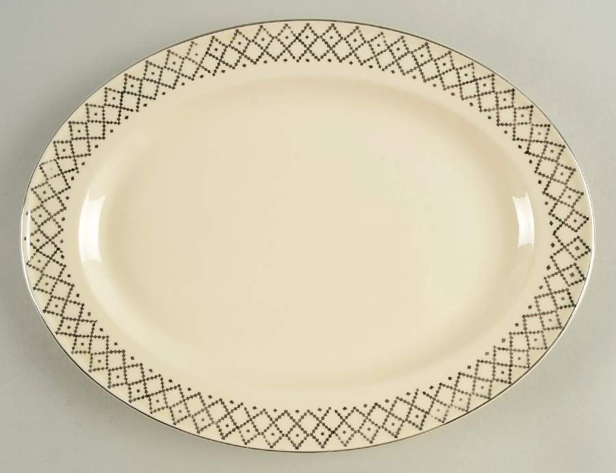 KNO155 11" Oval Serving Platter by Edwin Knowles-1
