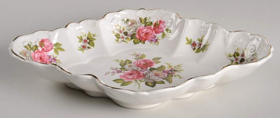 Harmony Rose Oblong Bon Bon by James Kent (England)-1