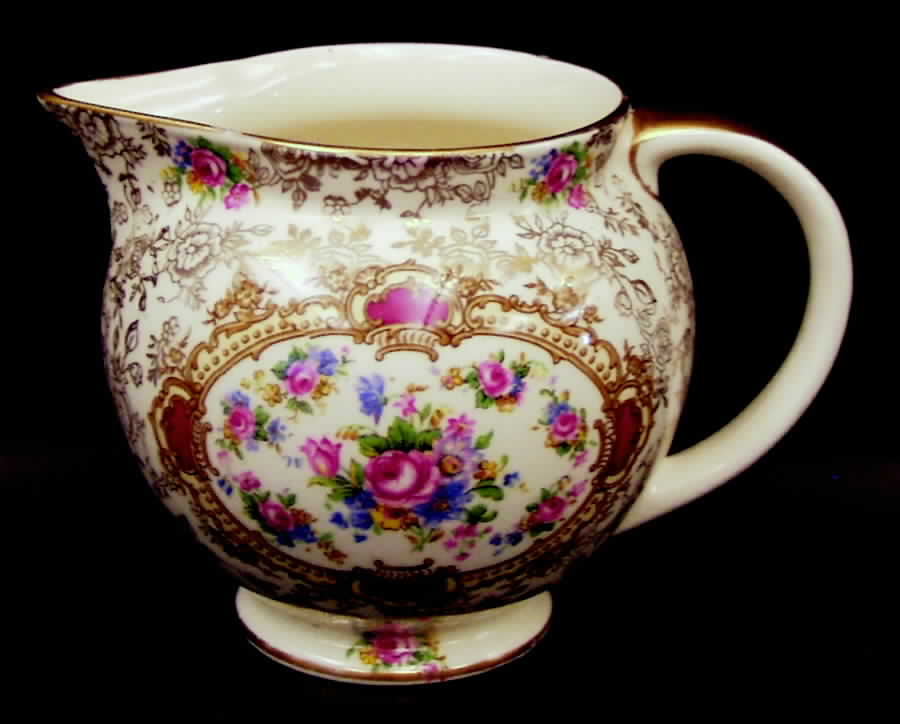 Pompadour (England) 20 Oz Pitcher by James Kent (England)-1
