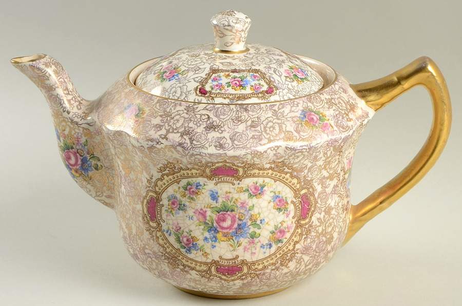 Pompadour (England) Teapot & Lid by James Kent (England)-1