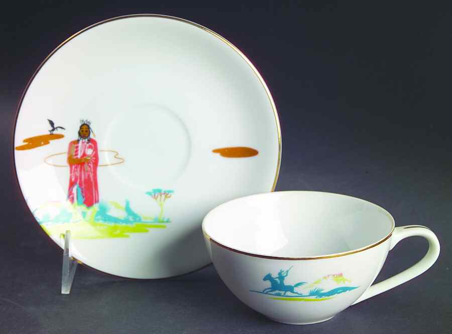 KNX1 Flat Cup & Saucer Set by Knox-1