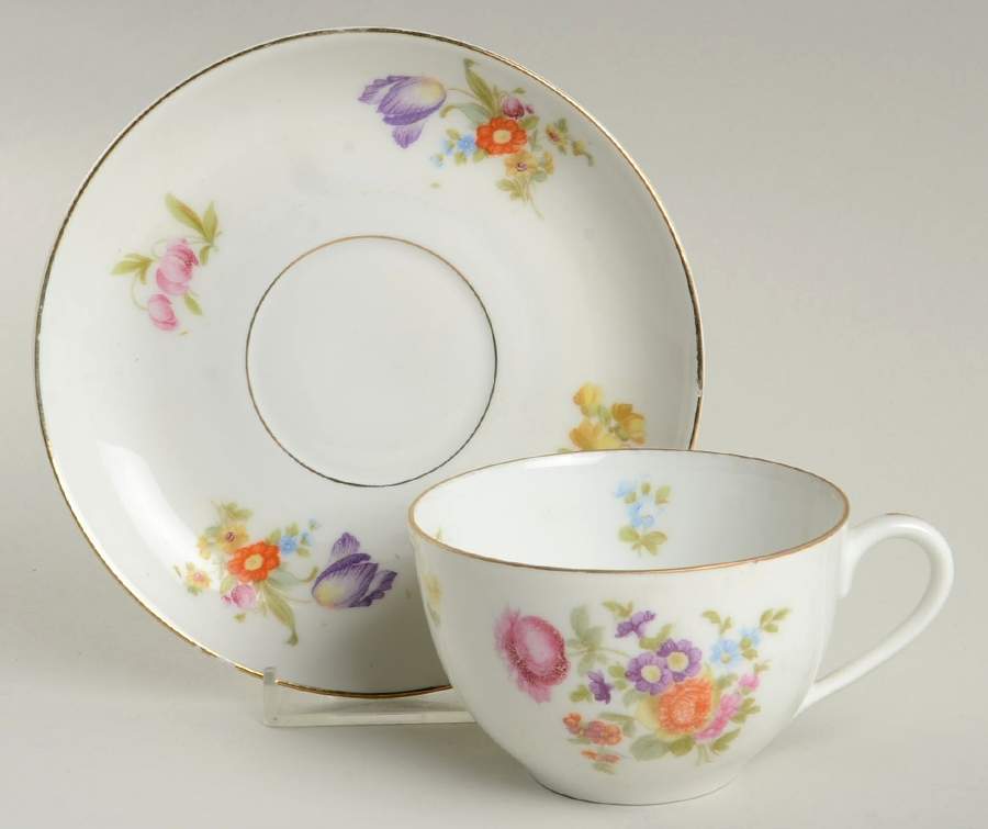 KPM2 Flat Cup & Saucer Set by KPM-1