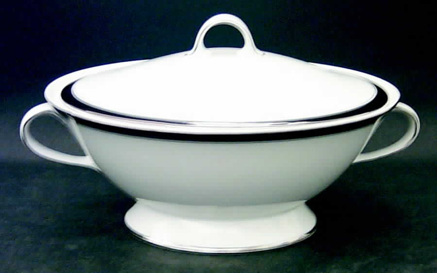 Victoria Round Covered Vegetable by Kessington-1