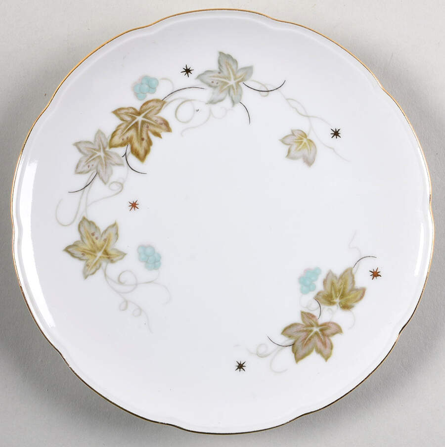Maple Leaf Bread & Butter Plate by Kyoto-1