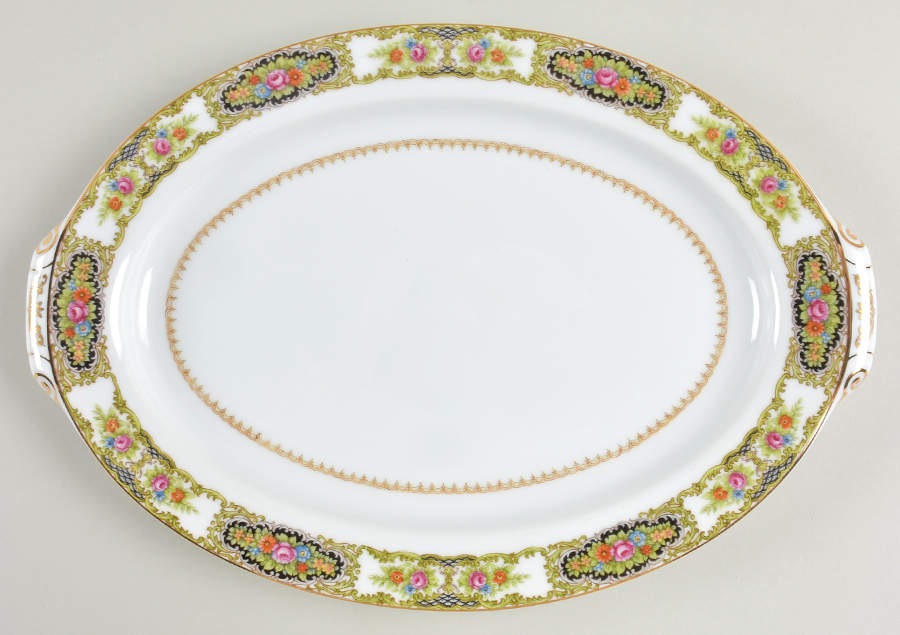 Midnight Queen 12" Oval Serving Platter by Kingsley (Japan)-1