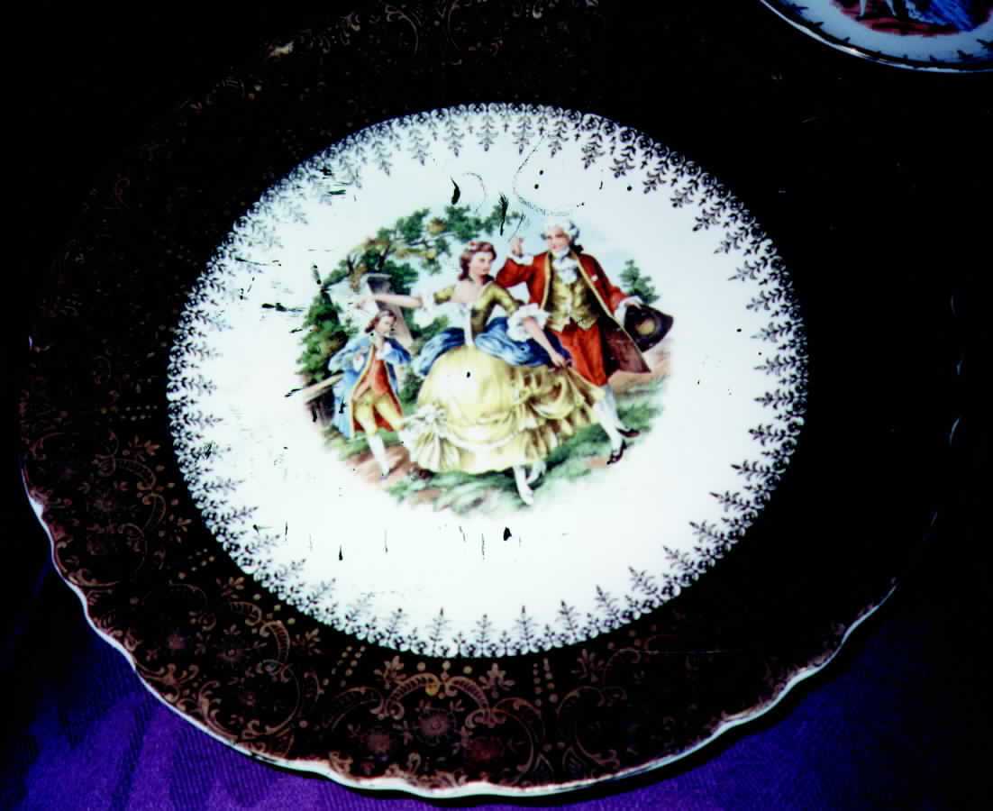 KTK21 Dinner Plate by Knowles, Taylor & Knowles-1