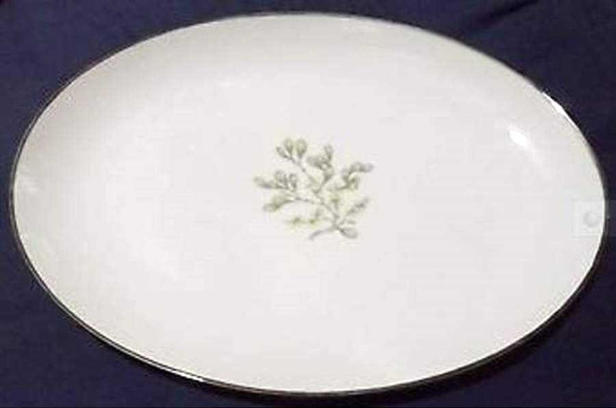 Mistletoe 12" Oval Serving Platter by Knox-1