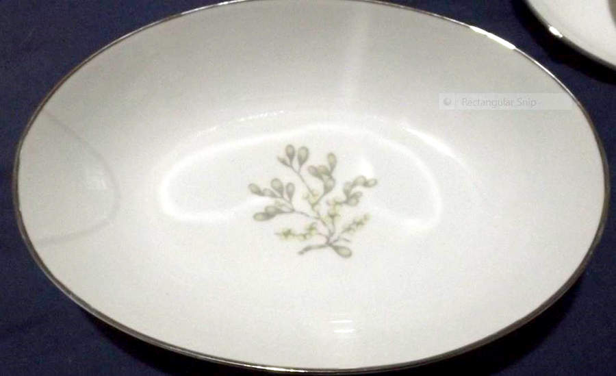 Mistletoe 10" Oval Vegetable Bowl by Knox-1