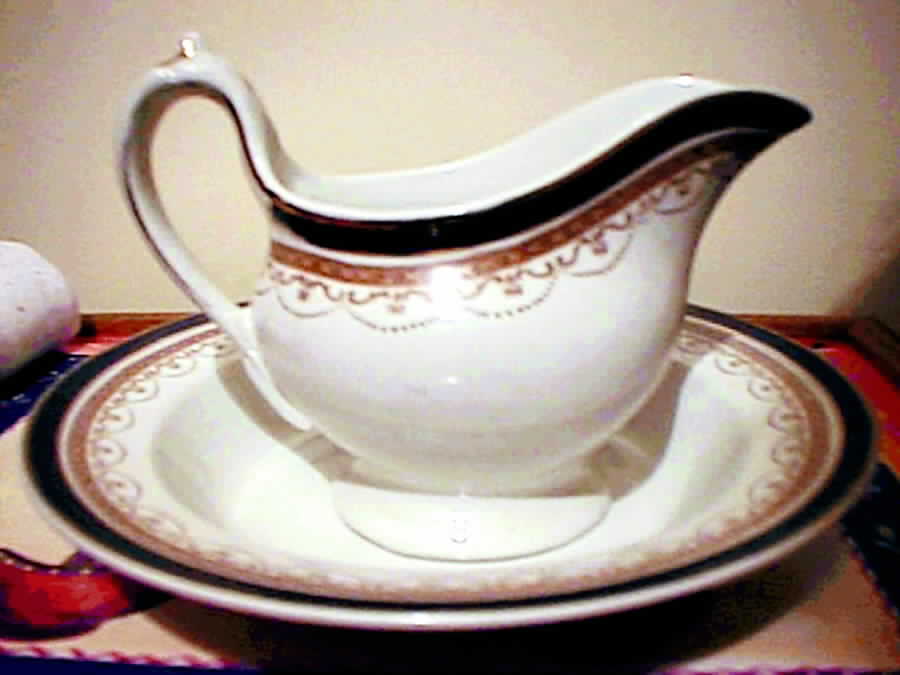 Berkeley Gravy Boat by Keeling & Co-1
