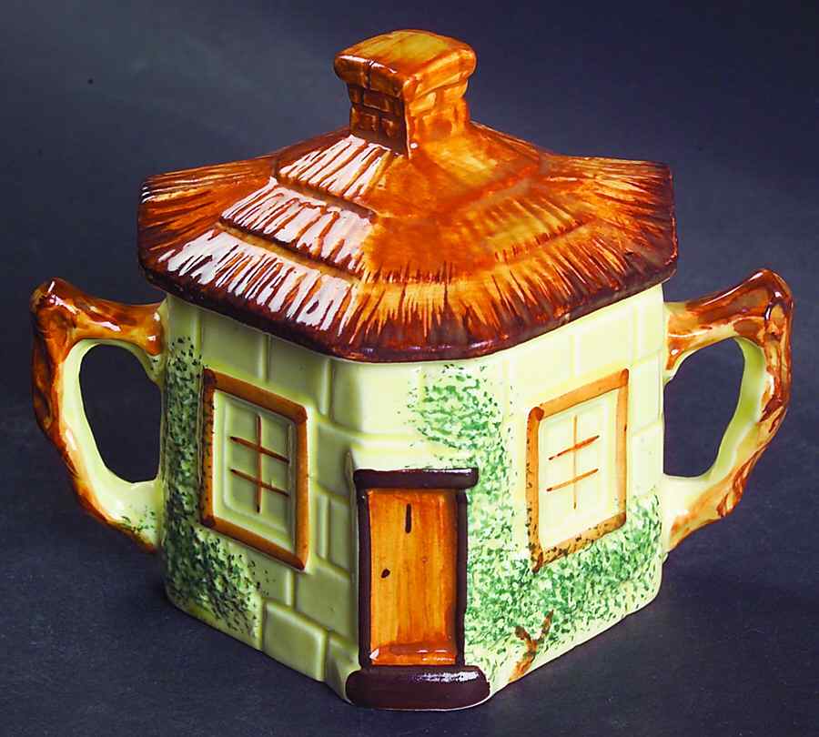 KSY1 Sugar Bowl & Lid by Keele Street Pottery-1