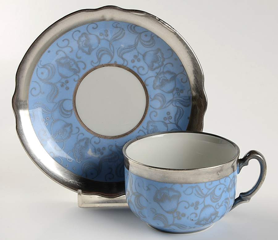 DEKOR Flat Cup & Saucer Set by Keram Silber-1