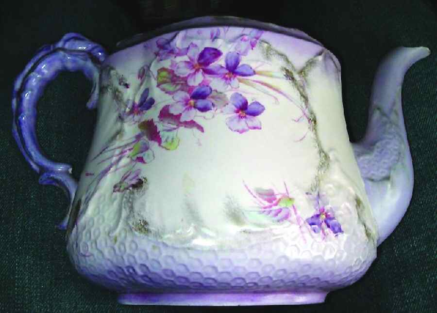 821 Teapot No Lid by Keeling & Co-1