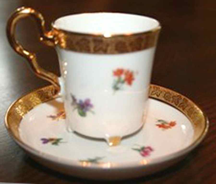 KU11 Footed Demitasse Cup & Saucer Set by Kunst-1