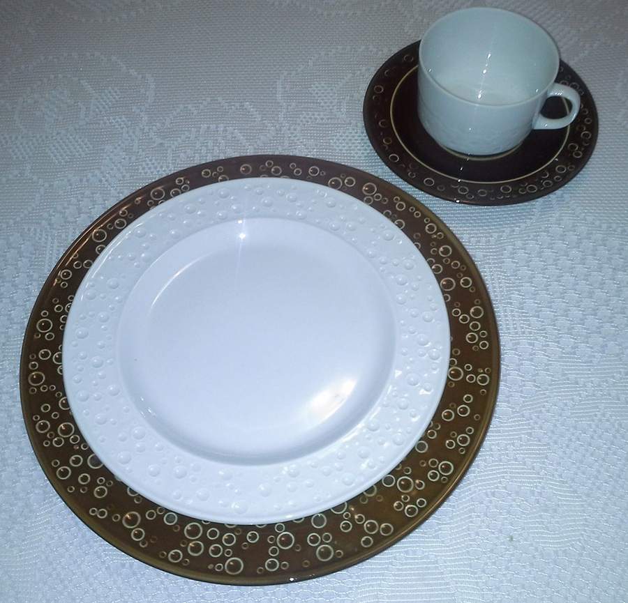 KAI76 Dinner Plate by Kaiser-1