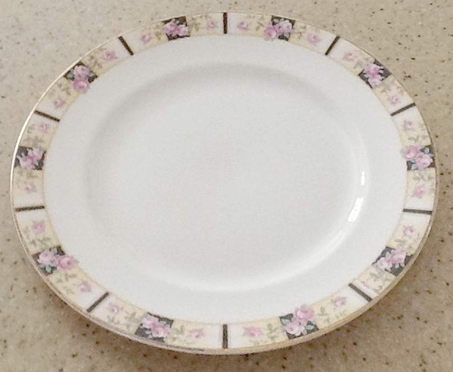 KTK223 (No Verge) Dinner Plate by Knowles, Taylor & Knowles-1