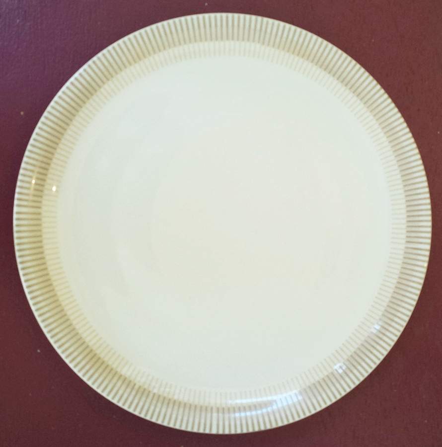 KPM302 Dinner Plate by KPM-1
