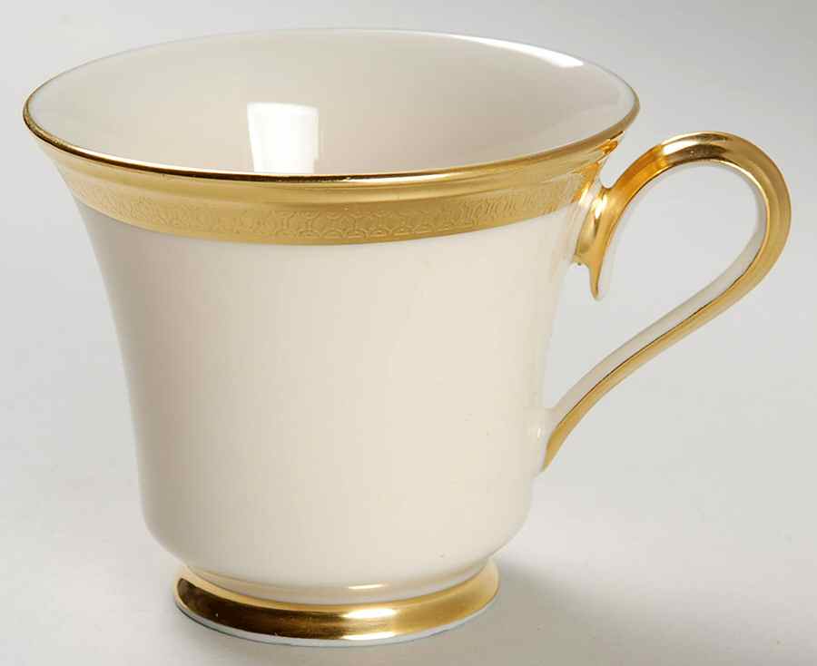 Aristocrat Footed Cup by Lenox-1