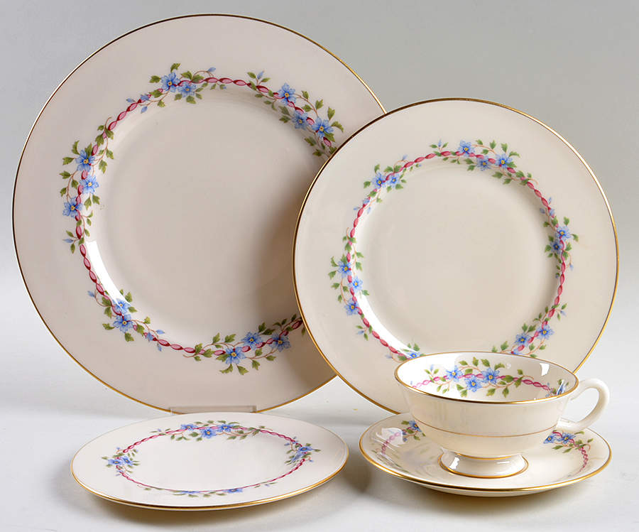 Belvidere 5 Piece Place Setting by Lenox-1