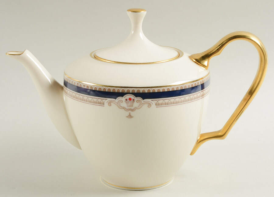 Buchanan Teapot & Lid by Lenox-1