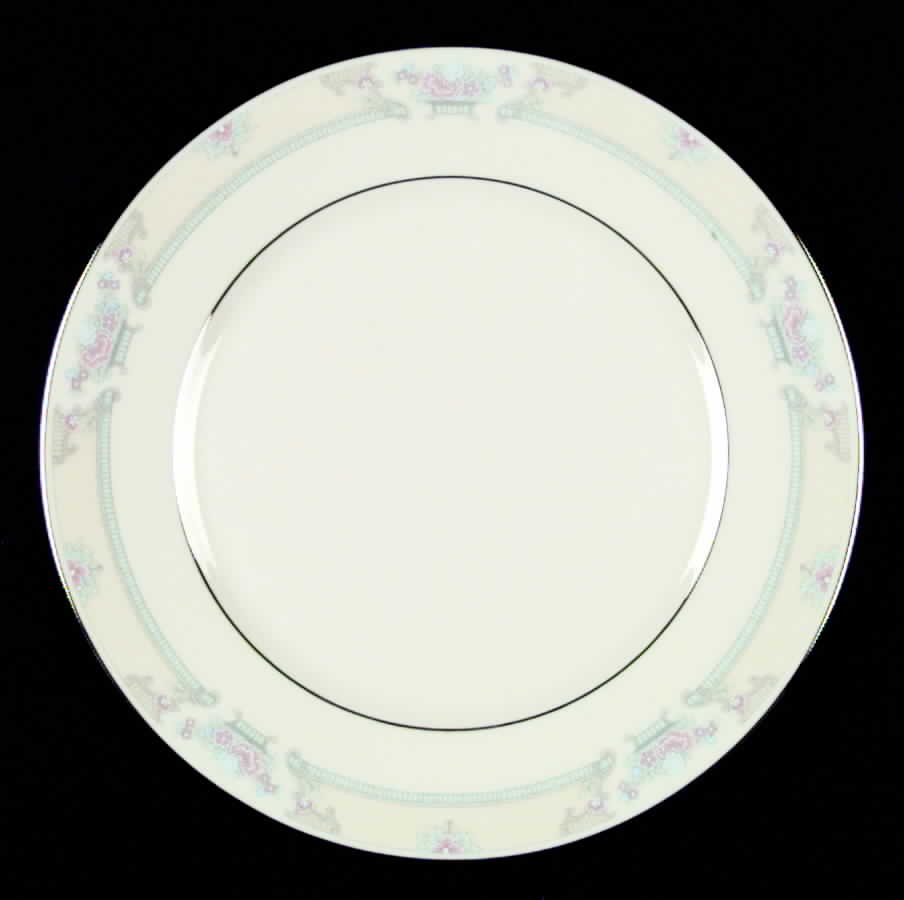 Fairfield Dinner Plate by Lenox-1