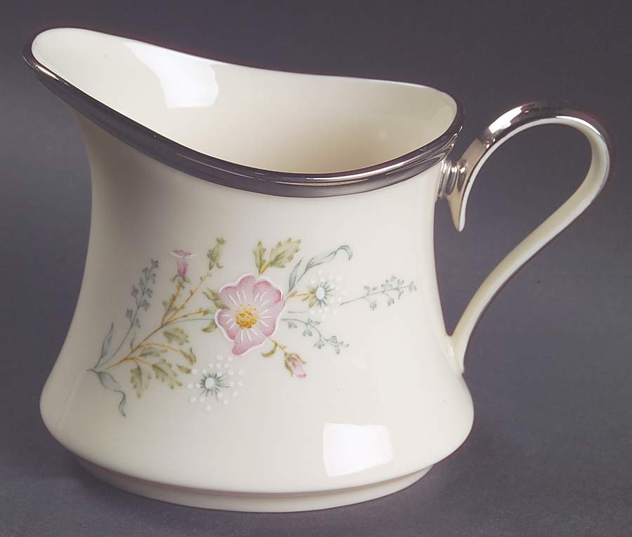 Flirtation Creamer by Lenox-1