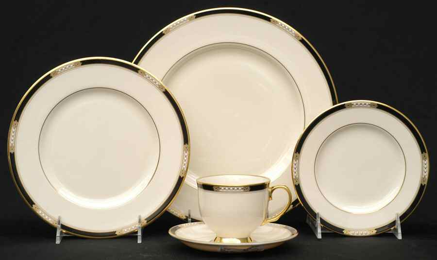 Hancock 5 Piece Place Setting by Lenox-1