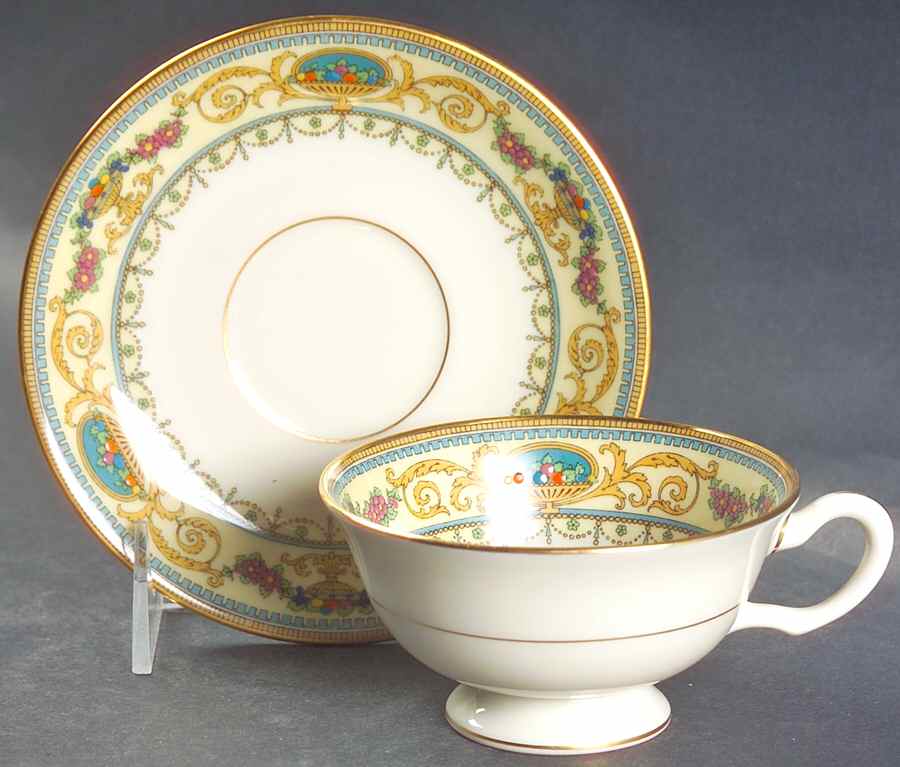 Harwood Footed Cup & Saucer Set by Lenox-1