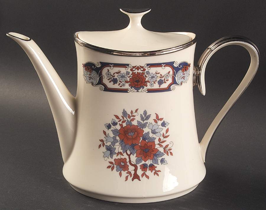 Interlude Tea/Coffee Pot & Lid by Lenox-1