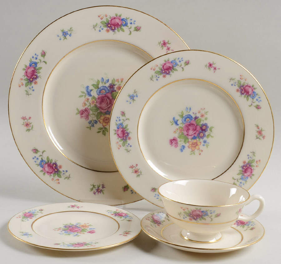Lenox Rose 40 Piece Estate Set by Lenox-1