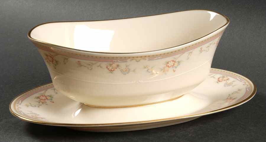 Medford Gravy Boat with Attached Underplate by Lenox-1