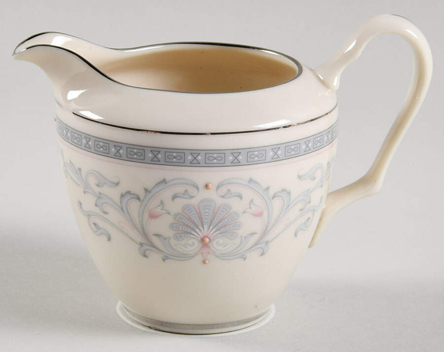 Mt. Vernon Creamer by Lenox-1