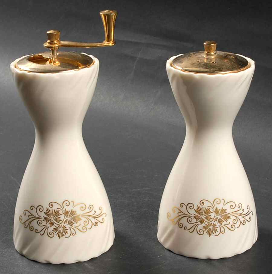 Orleans Salt Mill & Pepper Mill Set by Lenox-1