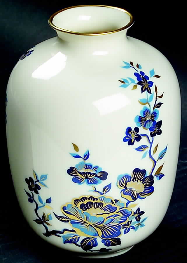 Pagoda (Giftware) 6" Vase by Lenox-1