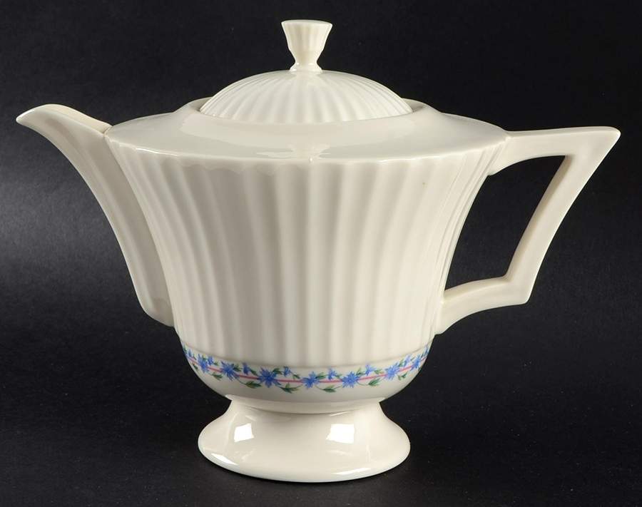 Priscilla Teapot & Lid by Lenox-1