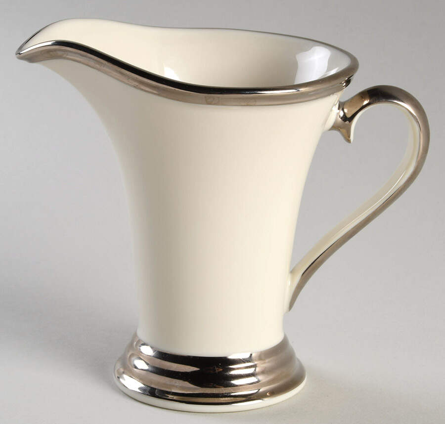 Solitaire Creamer by Lenox-1