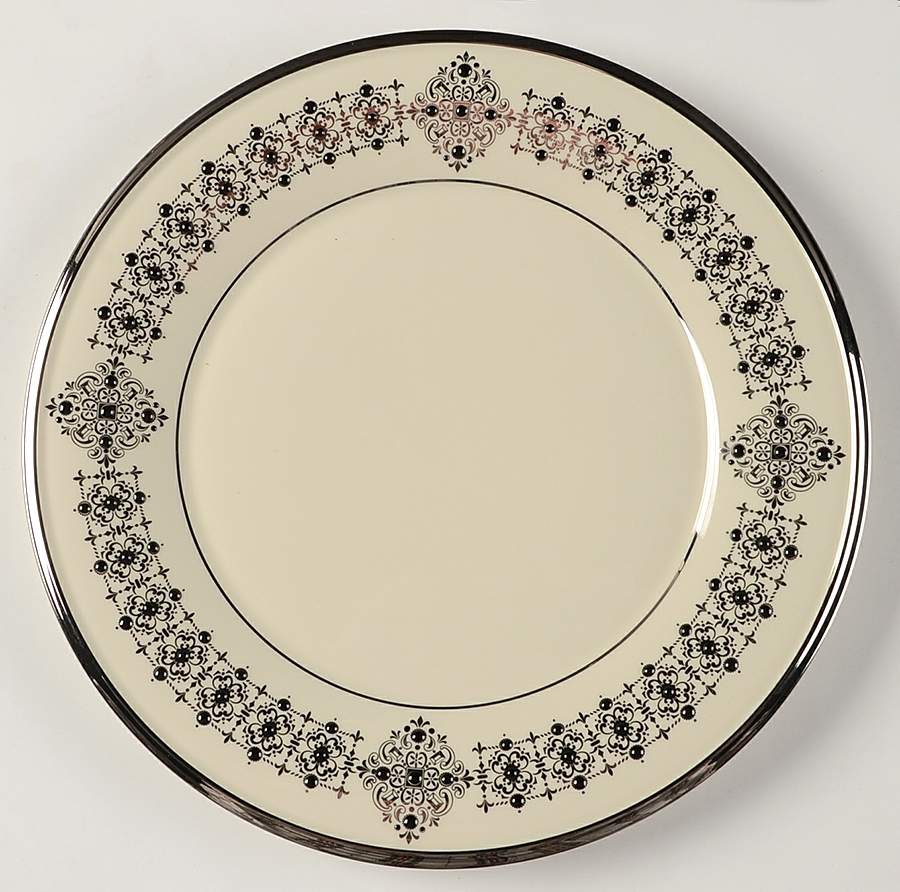 Solitaire Accent Luncheon Plate by Lenox-1