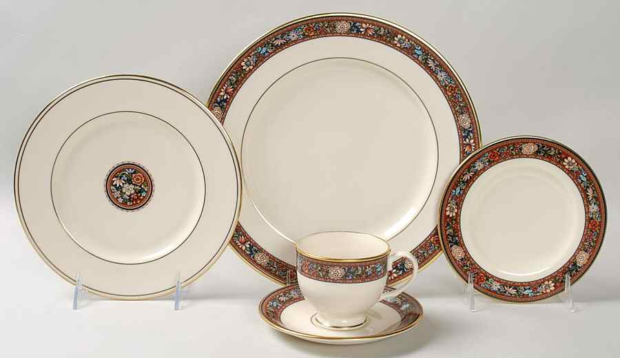 Witherspoon 5 Piece Place Setting by Lenox-1