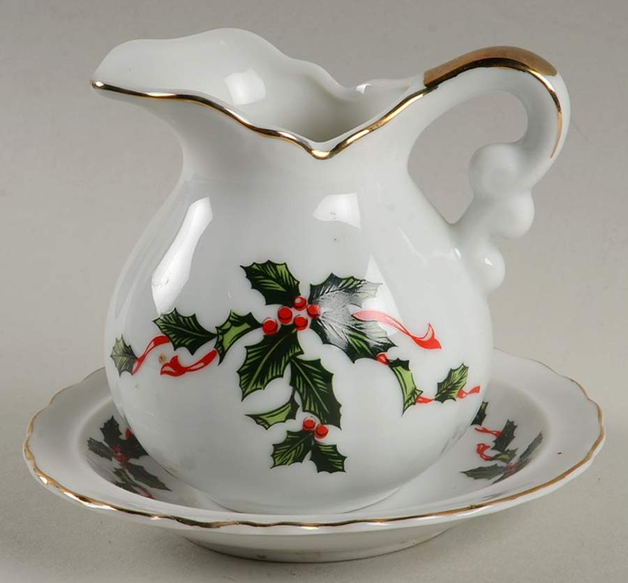 Boughs of Holly (SCALLOPED) Miniature Pitcher and Bowl Set by Lefton-1