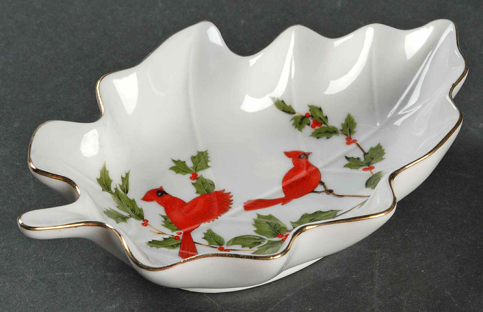 Cardinal Leaf Shaped Dish by Lefton-1