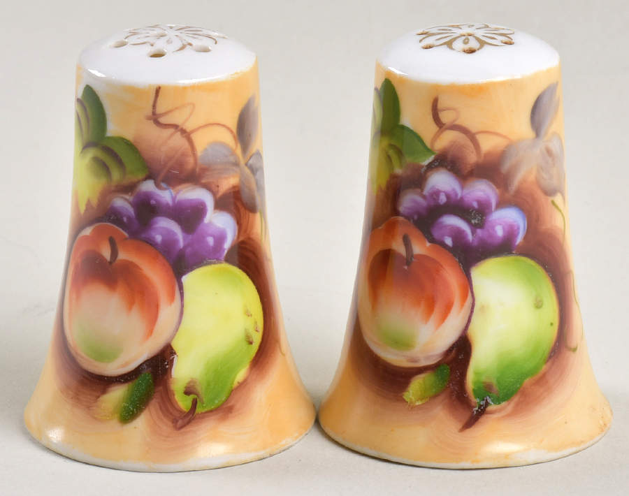 Heritage Brown (Fruit) Salt & Pepper Set by Lefton-1