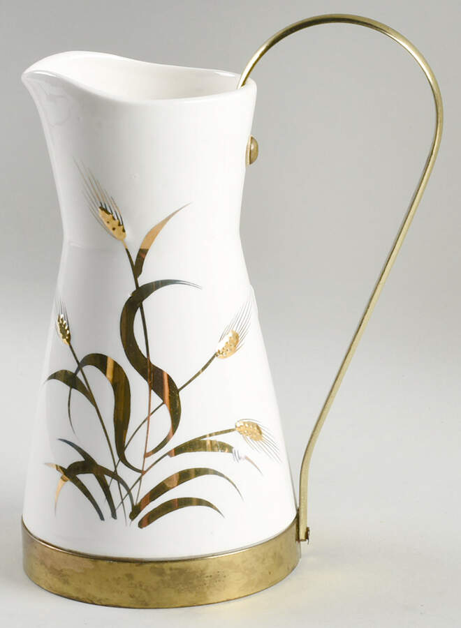 Wheat 24 Oz Pitcher by Lefton-1