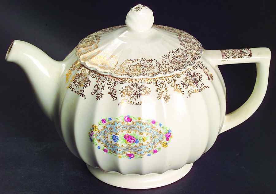 Lyric Teapot & Lid by Limoges-American-1