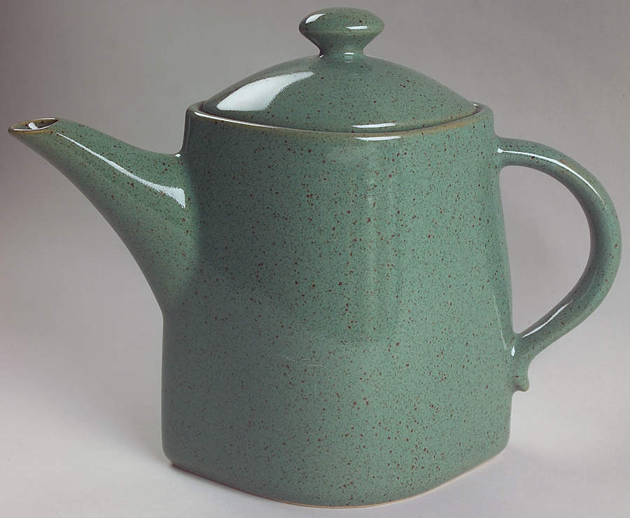 Green Tea (Round) Teapot & Lid by Lindt-Stymeist-1