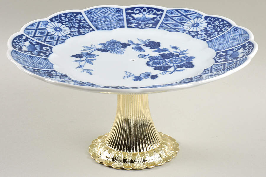 Blue Imari (L & M) Cake Stand with 4"-5" Metal Pedestal  Hc by Lipper & Mann (L & M)-1