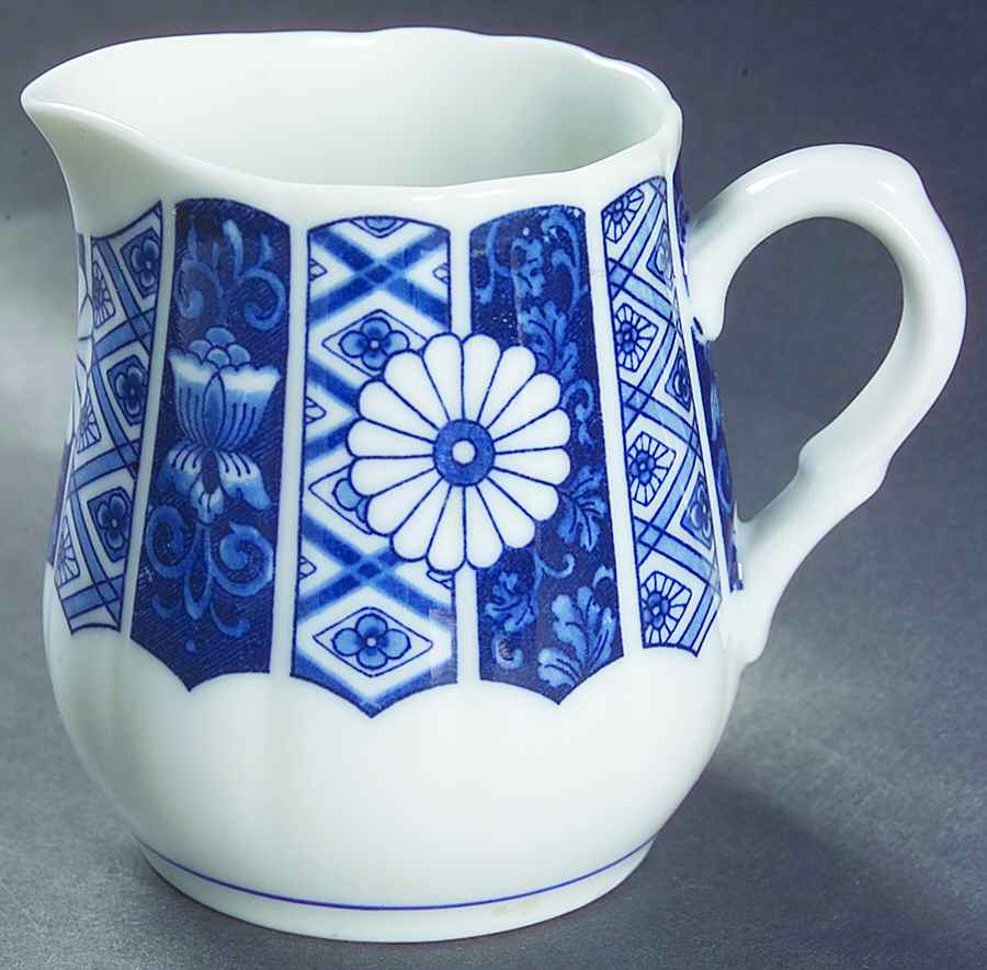 Blue Imari (L & M) Creamer by Lipper & Mann (L & M)-1