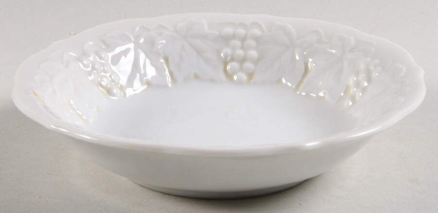 White Champagne Fruit/Dessert (Sauce) Bowl by Lipper & Mann (L & M)-1