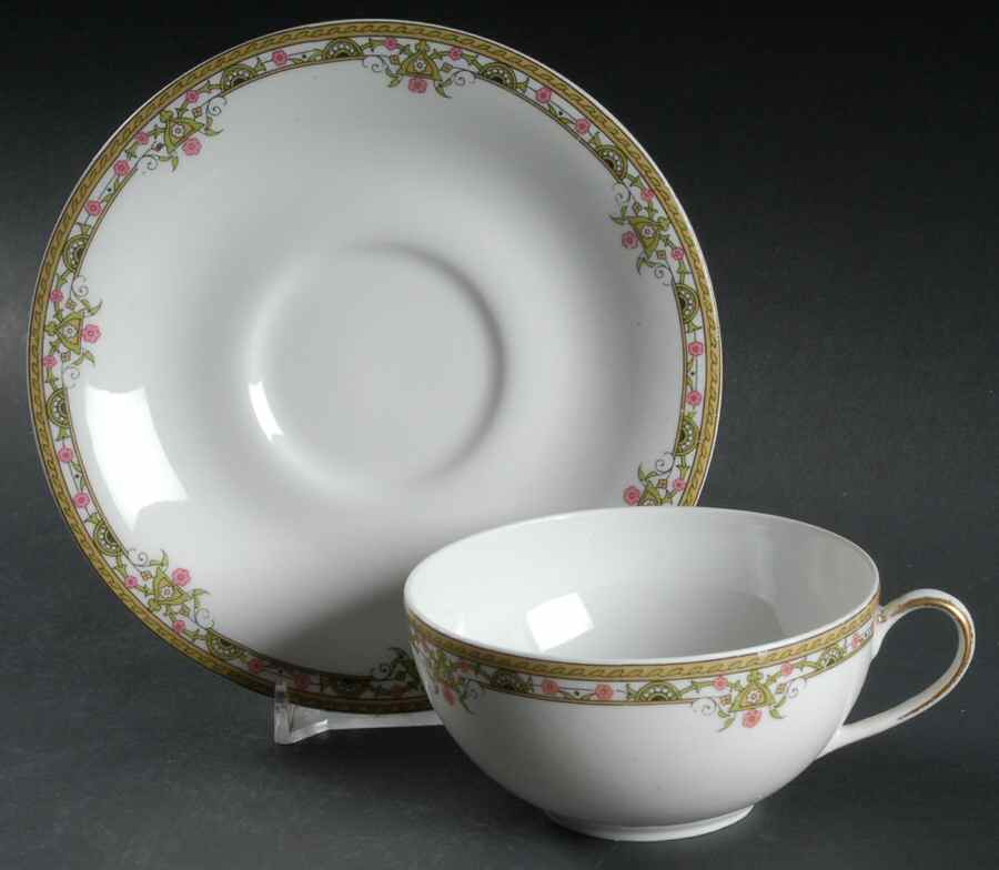 LNT12 Flat Cup & Saucer Set by Lanternier-1