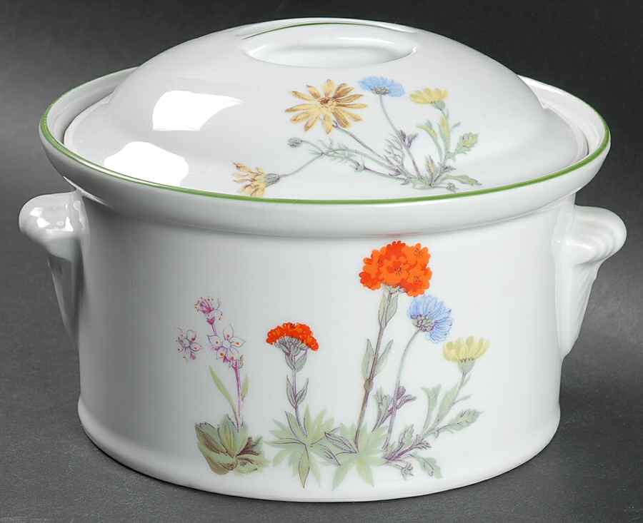 Wild Flower 1.25 Qt Round Covered Casserole by Louis Lourioux-1