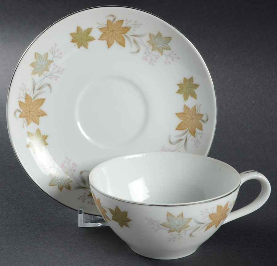 Gayle Flat Cup & Saucer Set by Lovely-1